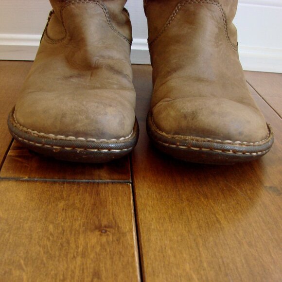 UGG Swell Tall Boots Leather Sheepskin Lined Size 6 - Picture 12 of 14